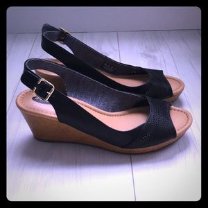 Dr. Scholl's Black Wedges